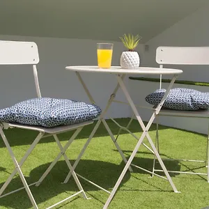 Apartment Chinitas Urban Estudios, Málaga